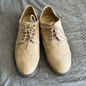 Old navy- mens sued shoes size 10